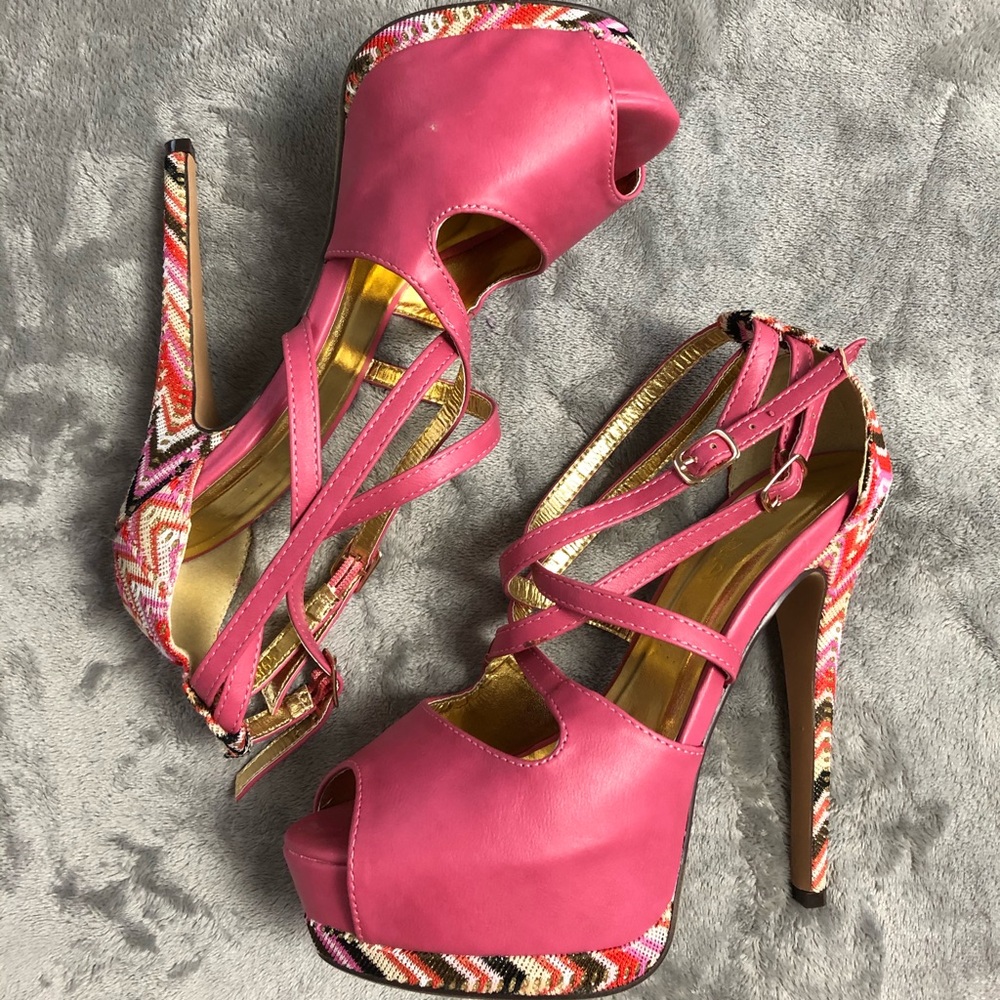 Pink Liliana heels Size 7 Great for Spring/Summer!